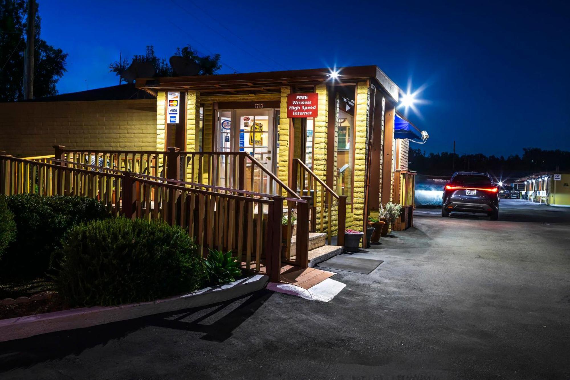 Hitching Post Studios Inn Σάντα Κρουζ Εξωτερικό φωτογραφία